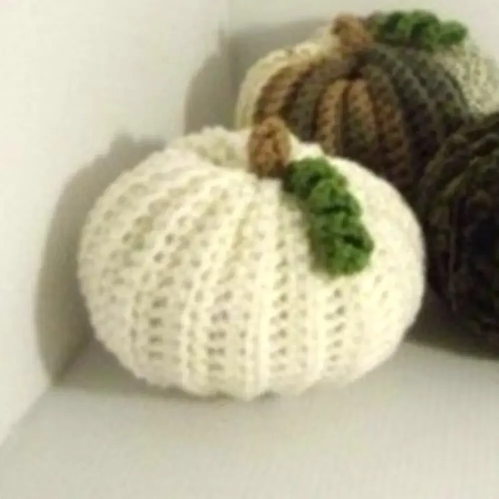 NWT Multicolor Handmade Crocheted Pumpkin Set of 3 by Dawny